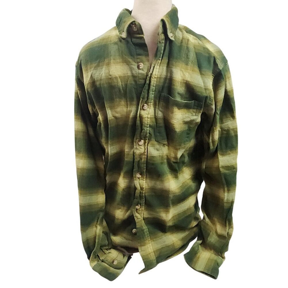 Bass Pro Shops Green Plaid Button-Up Flannel Shirt Mens S Casual Outdoor Wear